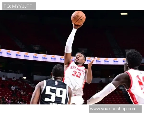 状元风采！里萨谢25分钟14中7砍全队最高21分 三分8中3