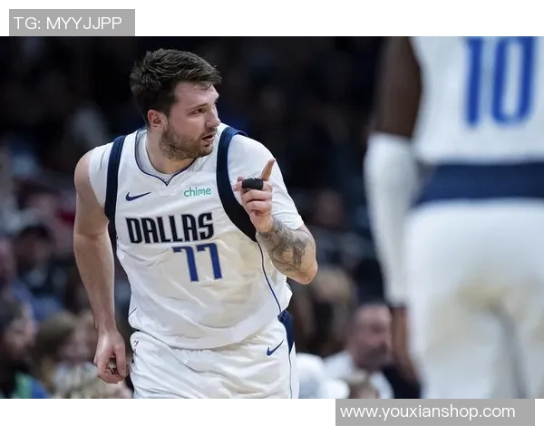 杀伤力十足!东契奇半场12中5砍下20分1板6助3断 罚球11中9 杀伤力十足!东契奇半场12中5砍下20分1板6助3断 罚球11中9