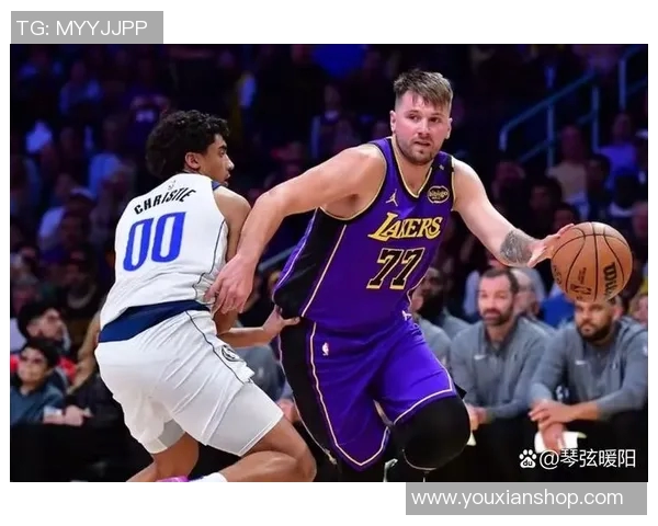 一场丝滑的赢球，湖人有3个变化，一人再次证明，的确可以转正